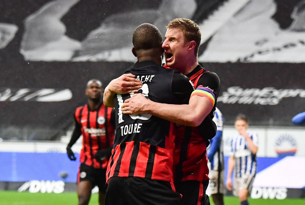 ewc电竞世界杯- 法兰克福日本球星蝉联月最佳  